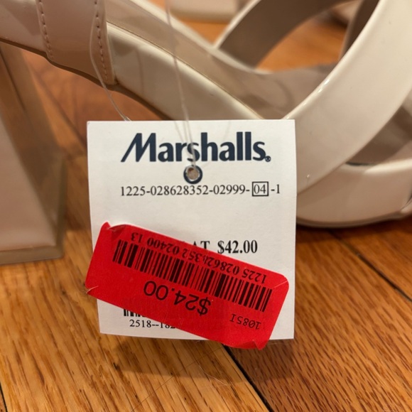 MIA Women's Ivory Strappy Heels - Picture 8 of 10